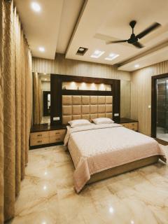 Moksha Zen Moon 3BHK Peaceful Luxury Retreat - 9