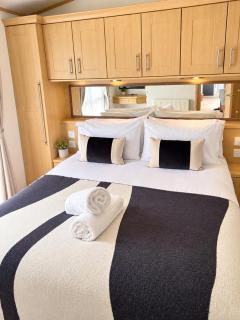 Seven Bays Hideaway - 1