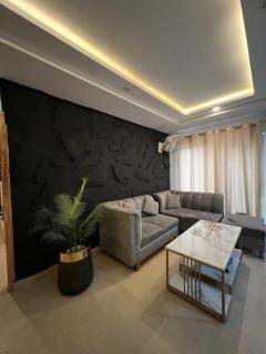 Premium 1BHK Stylish Elegant Cozy - 7