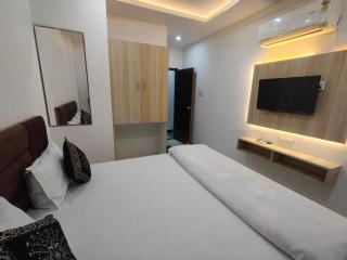 Laxmi Homestay 10 min walk from Kashi Vishwanath temple - 6