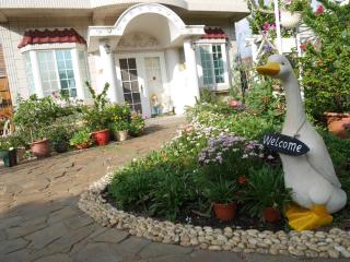 Loving Hut Paradise Island Vegan B&B - Huxi - 1