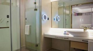 Lavande Hotel Shenzhen Pingshan High-Speed Railway Station Longdong Metro Station - 3