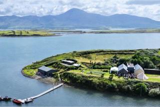 Private Island Lodge Sleeps 22 with Hot Tub - 6