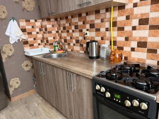 Modern Apartment Free Parking Ideal for Business & Couples - 1