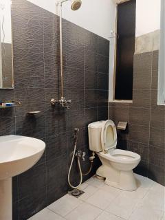 Monal Lodge Guest House - 0