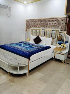 Monal Lodge Guest House - 6