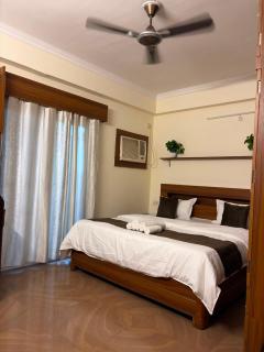 Entire 3BHK Flat by Sahaj Stays - 1