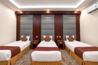 MG Crown Hotel 1 - 0