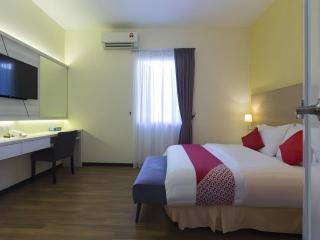 iStay Hotel - 2