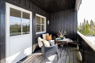 Trysil Ski-In, Ski-Out Apartment, Sauna, Sleeps 6 - 9