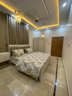 2-Bedroom Suite - Ground Floor Villa - 1