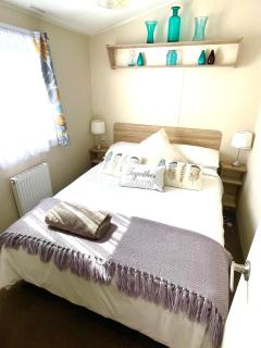 Rosie's Garden Lodge At Seaview - 9