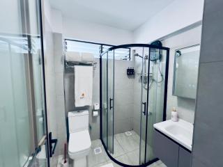 Luxury Westlands 1BR near GTC and Sarit - 2