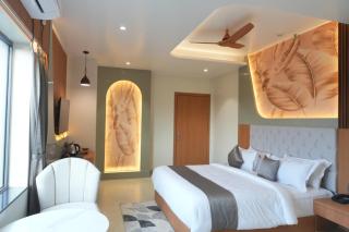 Hotel Rishikanya Grand - 7