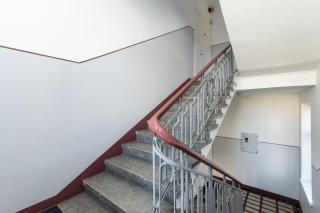 Classy central flat,2-BR,private parking,Smart TV - 9