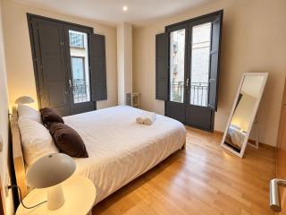 Two bedroom apartment behind the Rambla - 3