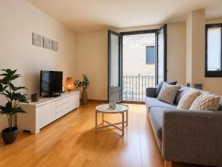 Two bedroom apartment behind the Rambla - 0