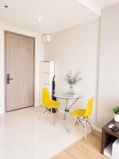 Modern one bedroom, 3 mins to MRT Suthisarn and Ratchadaphisek - 3