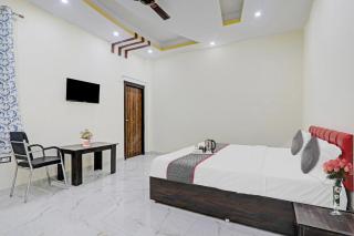 Townhouse Relax Inn - 4
