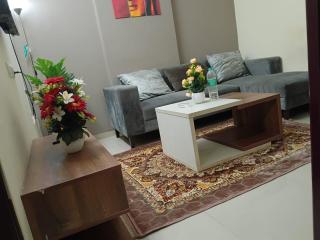 The DALAN Homes- Cozy Studio Near Vaishali Metro & Max Hospital - 8