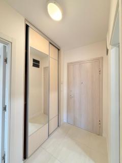 White Homes Apartments • Central Point - 5