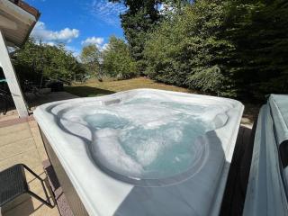 Maison 10 pers avec Spa, Balnéo & Vue Nature - 0