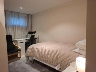 Spacious Apartment with Private Entrance & Free Parking - 1