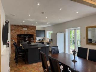 Bakers farm suites country house with seasonal heated Pool - 2