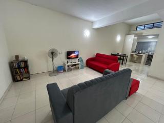 The Bookstay Studio with 2 rooms Seri Iskandar Perak - 0