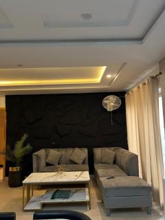 Premium 1BHK Stylish Elegant Cozy - 3