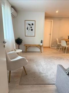 Peaceful house with own SAUNA, FREE PARKING - 9
