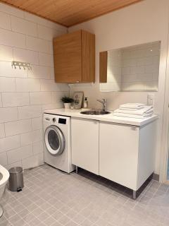 Peaceful house with own SAUNA, FREE PARKING - 5