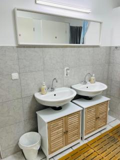 Bold Boutique Apartments - 1