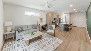 Landing Modern 2BD Gym Clubhouse - 0