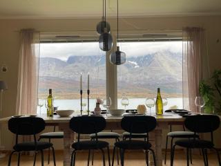 Aurora House under the mountain - 6