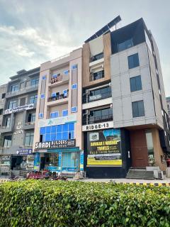 Global Glory Guest House offers Single Rooms, Portions & 2 Bedroom Apartments in Satellite Town, Citi Housing Jhelum - 6