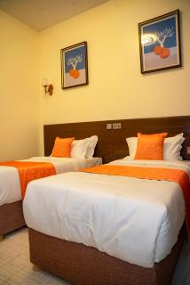 Emoos Hill Hotel - 1