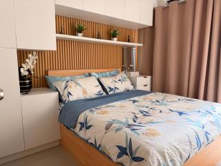 Blessed Dwelling - Modern Condo with Wi-Fi, TV & Kitchen, 30 min to NAIA Airport - 1