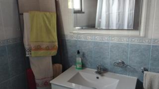 Large 2 bedroom apartment - 4