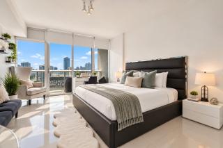 Luxury Unit W Residences Brickell - 9