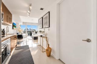 Luxury Unit W Residences Brickell - 3