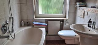 Helle, großzügige, ruhige Wohnung - 5