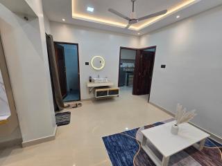 Nomadic Home Stay - 7