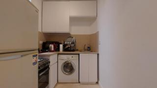 Timeless Downtown Hideaway Renovated Vintage 2BR - 8