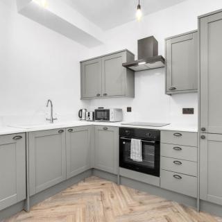 Stylish 3- Bed House - Near Wolverhampton City Centre - TVs in Bedrooms - Netflix 1CO - 7