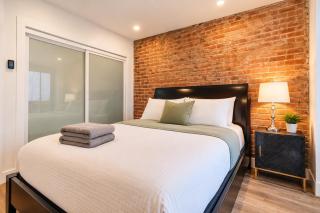 Luxury apartment in heart of downtown - 1