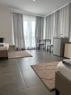 Gemütliches Doppelzimmer Gemeinschaftsbad - Dingolfing - 8