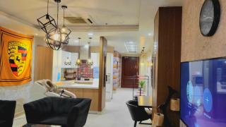 Luxurious 1BHK Goldcrest Apartment - 6