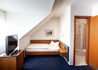 Landhotel Germania Business & Long Stay - 4