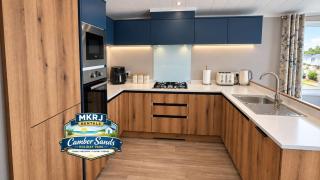 MKRJ EXECUTIVE LODGE - Parkdean Camber Sands - sleeps 8 - En Suit -Pet Friendly - 6